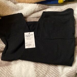 Sonoma Maternity leggings